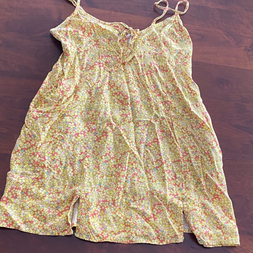 🔥Bundle 10 for $20🔥 Wild Fable Yellow and Pink Floral Dress